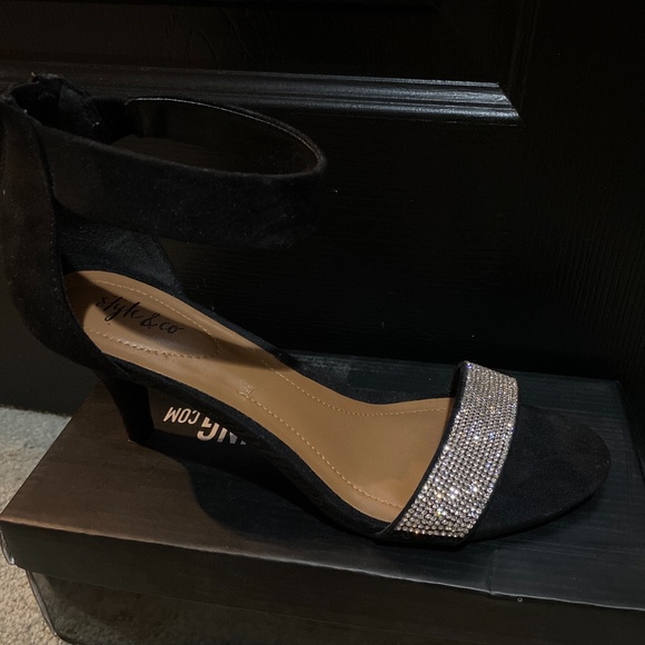 black suede bling heels - Picture 1 of 4